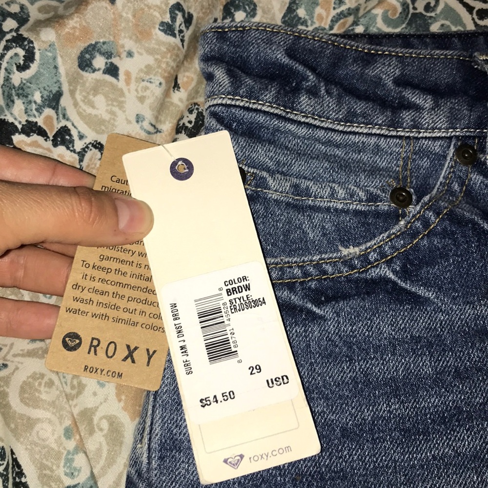 Shorts - Picture 4 of 6